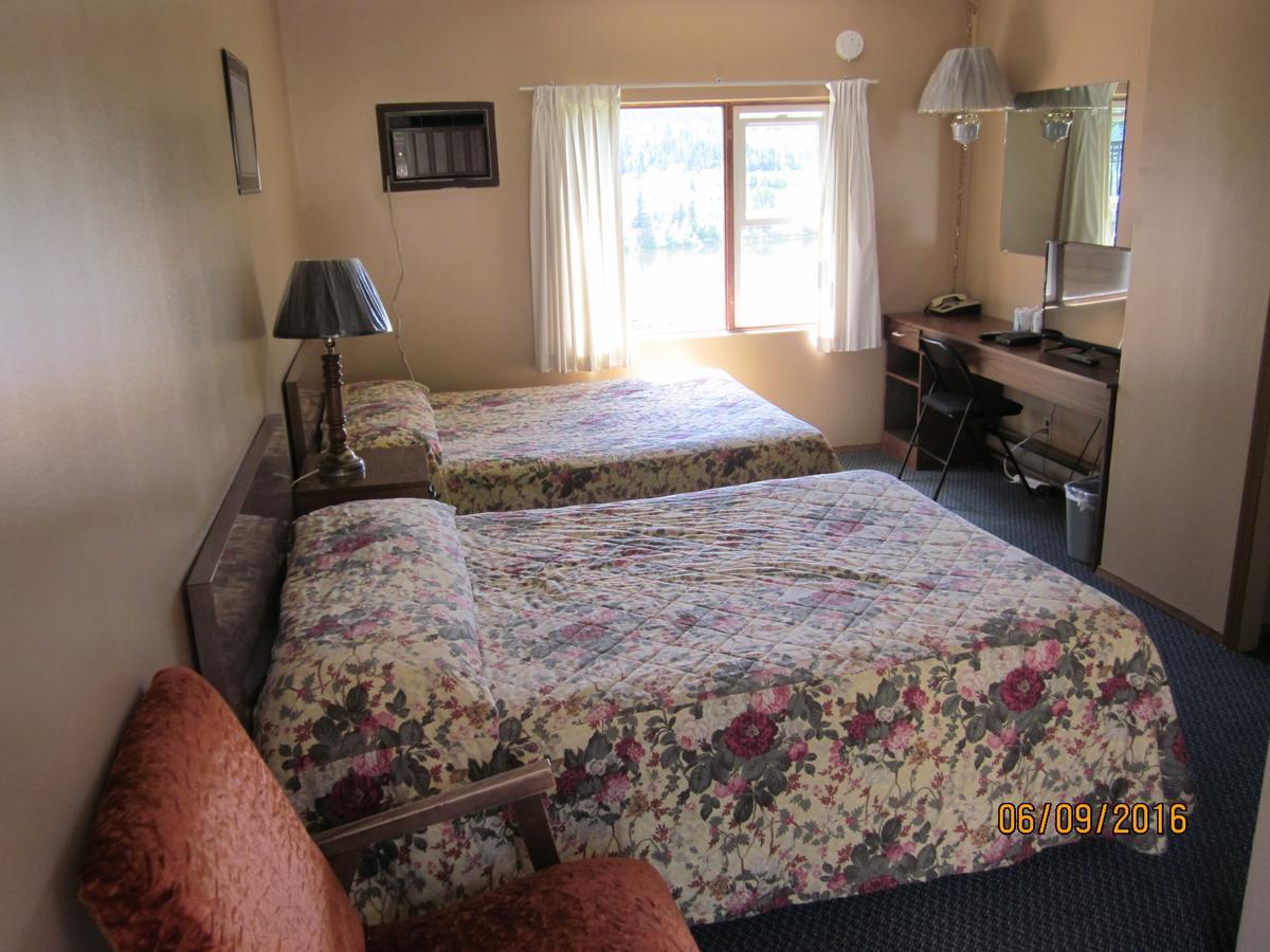 Valleyview Motel วิลเลียมส์เลค ภายนอก รูปภาพ