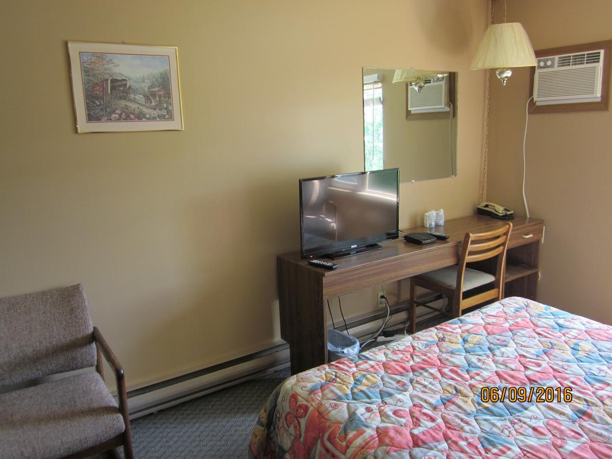 Valleyview Motel วิลเลียมส์เลค ภายนอก รูปภาพ